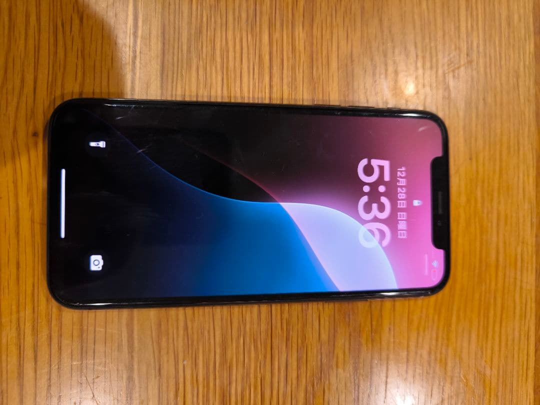 L*y様 Apple iPhone Xs 64GB ブラック　中古　ジャンク