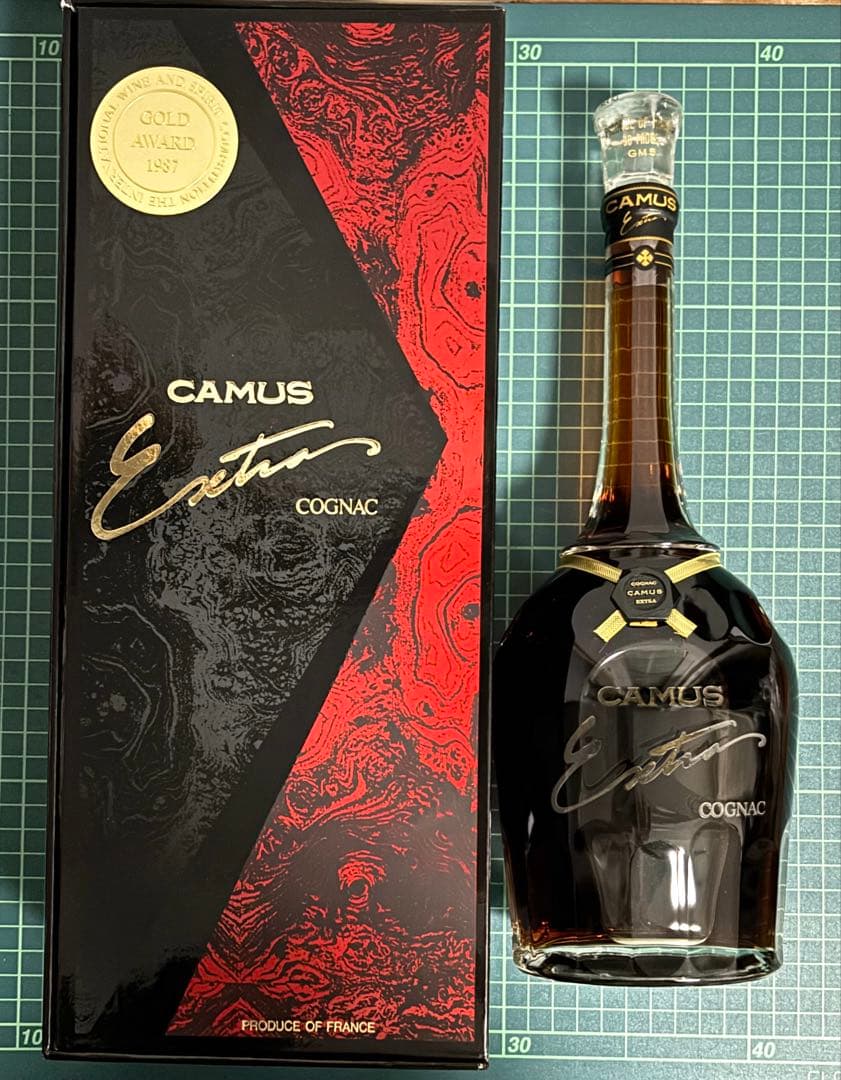 その他 CAMUS