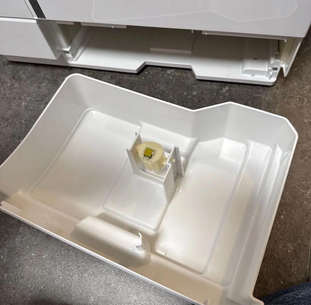 美品　ナノイー　パナソニック　F-YHVX90-W 衣類除湿乾燥機　22年製