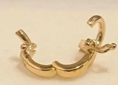 Au750 18金 ロック付きバチカンパーツ　値引き不可