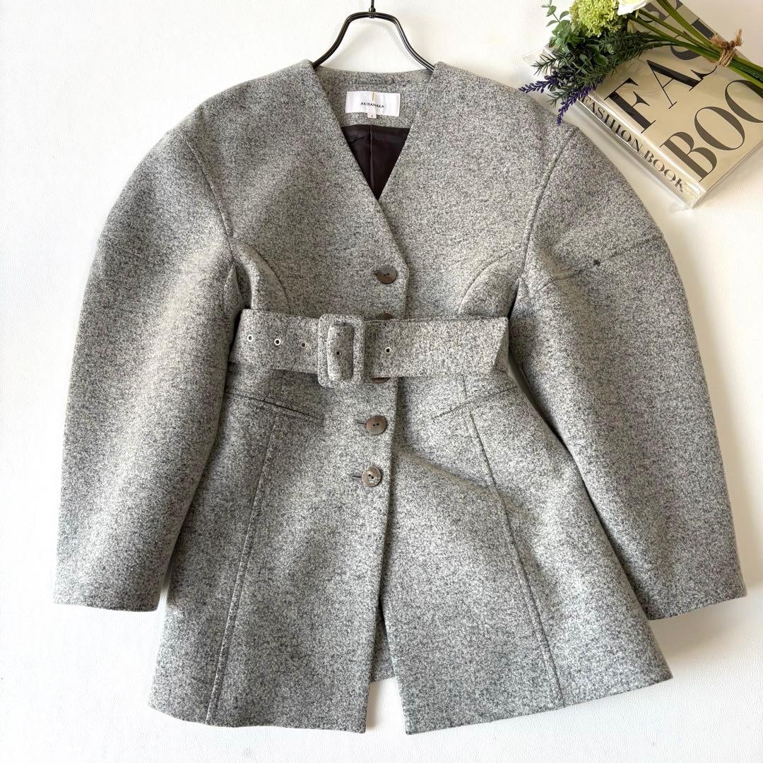 【極美品/2022AW】アキラナカ フローラベルテッド カラーレスコート ウール