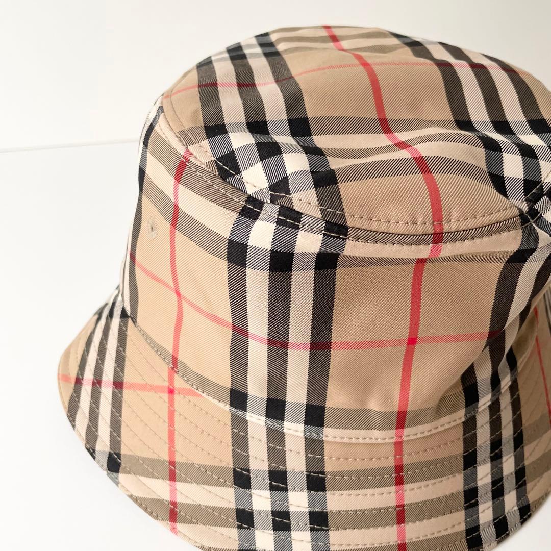 バーバリー BURBERRY ハット バケットハット バケハ 帽子 ほぼ新品