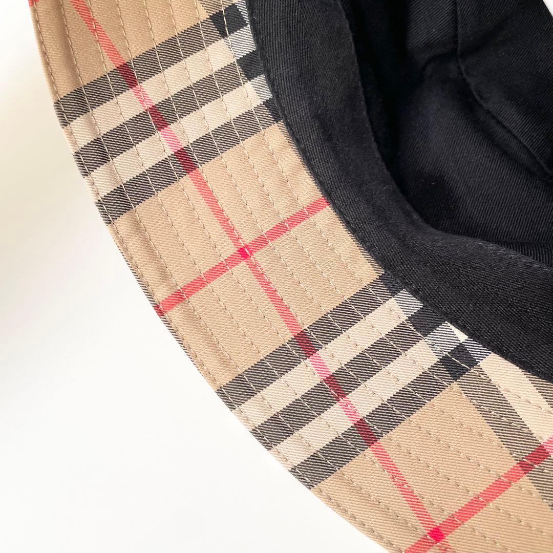 バーバリー BURBERRY ハット バケットハット バケハ 帽子 ほぼ新品