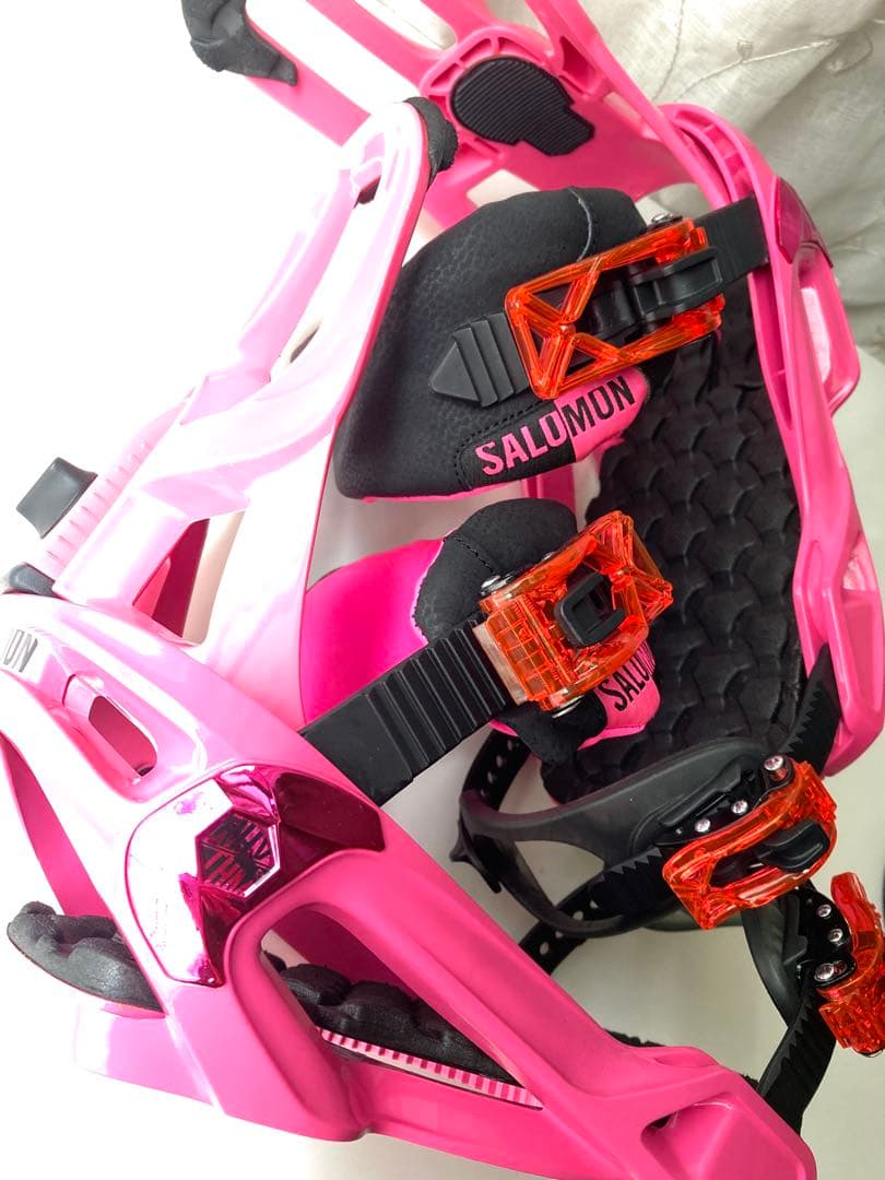 SALOMON rhythmスノーボードビンディング