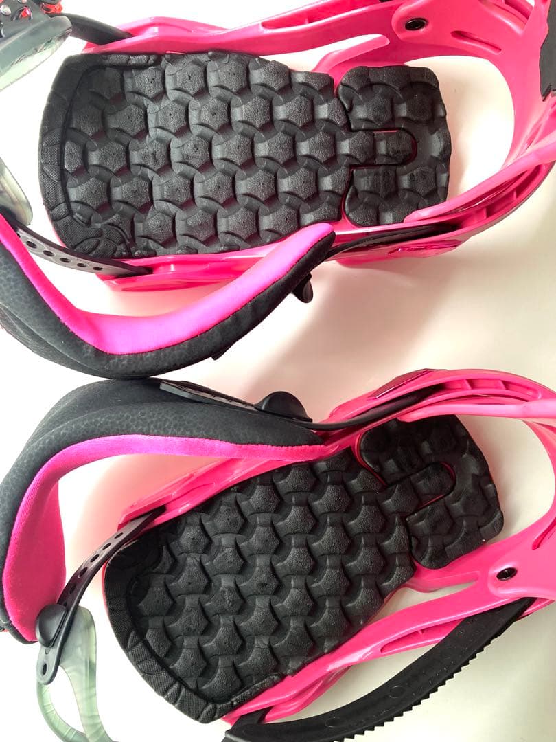 SALOMON rhythmスノーボードビンディング