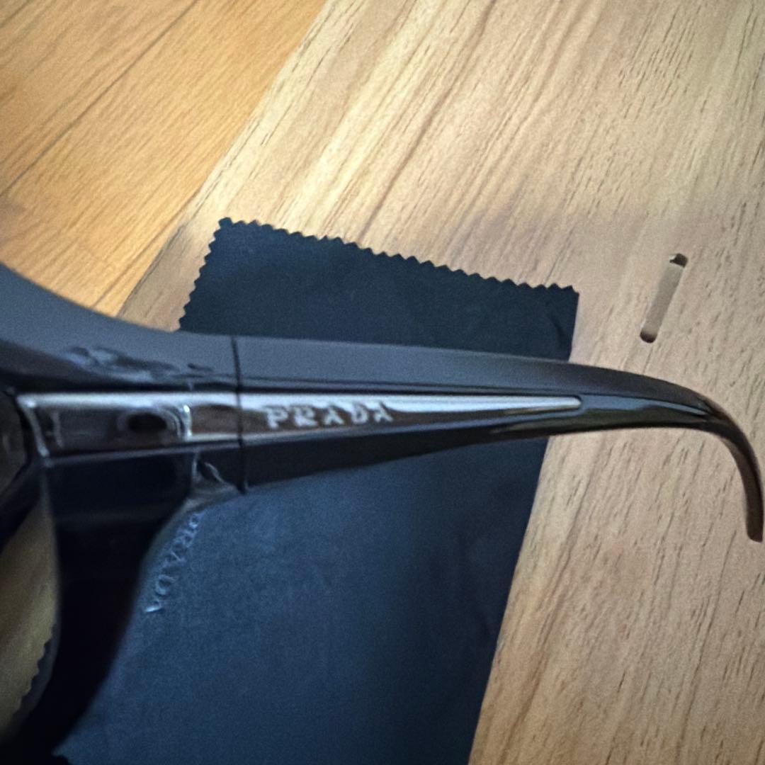 PRADA プラダ　サングラス