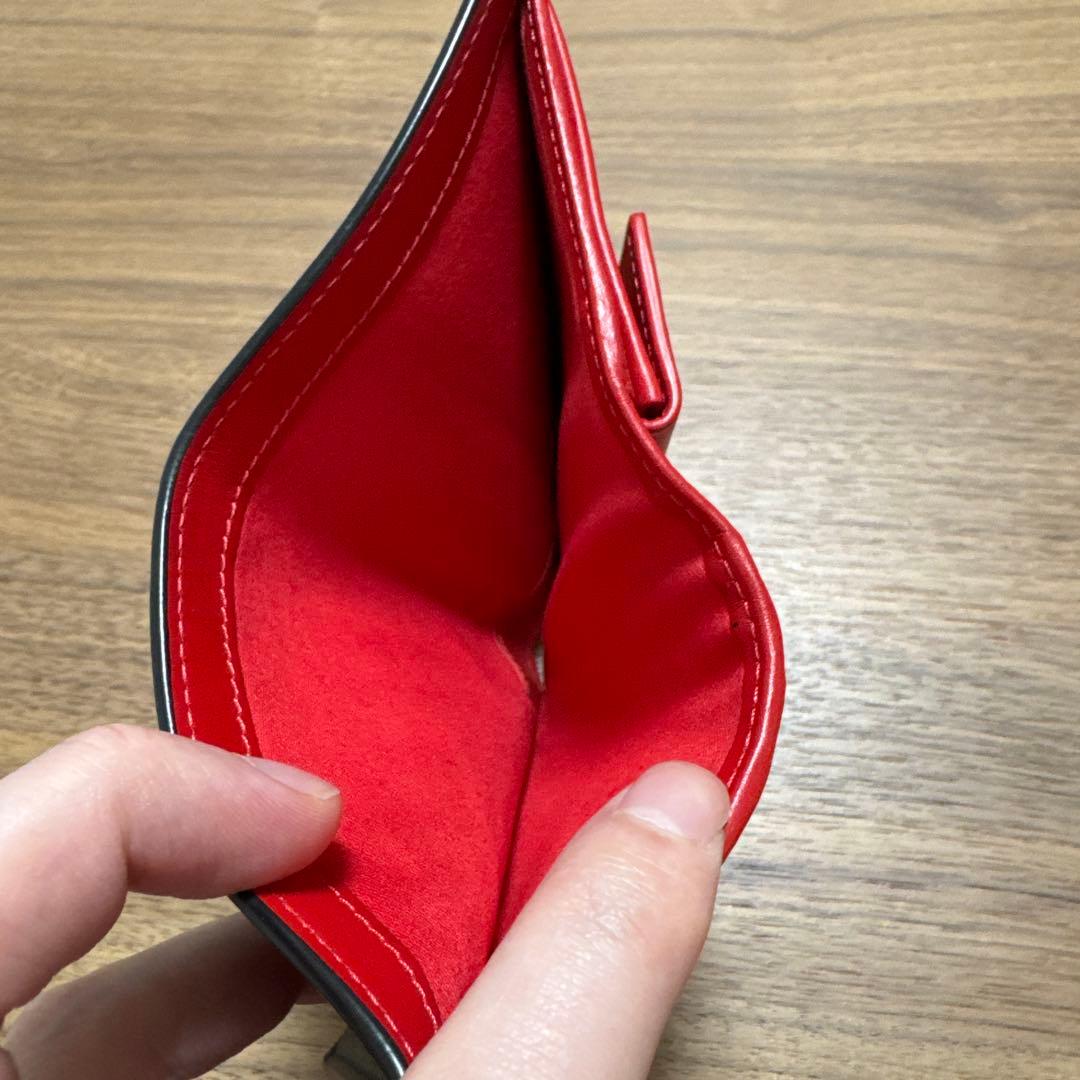 Christian Louboutin クリスチャンルブタン 二つ折り財布