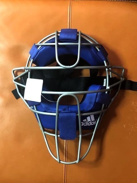 新品アメリカ限定最高級 adidasキャッチャー３点セット＋UAヘルメット