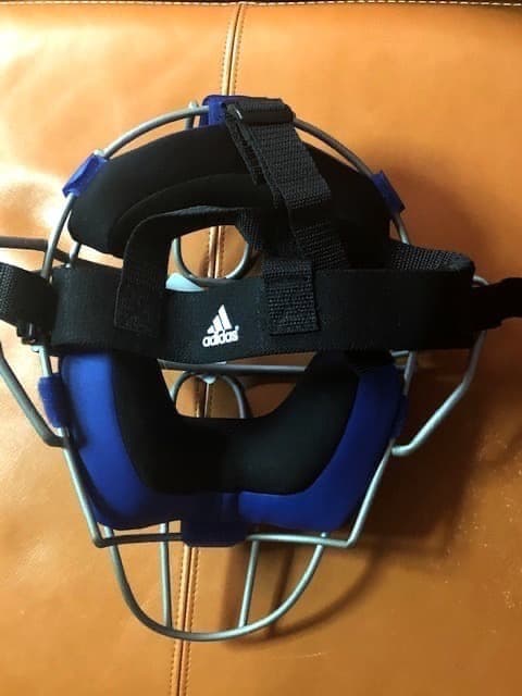 新品アメリカ限定最高級 adidasキャッチャー３点セット＋UAヘルメット