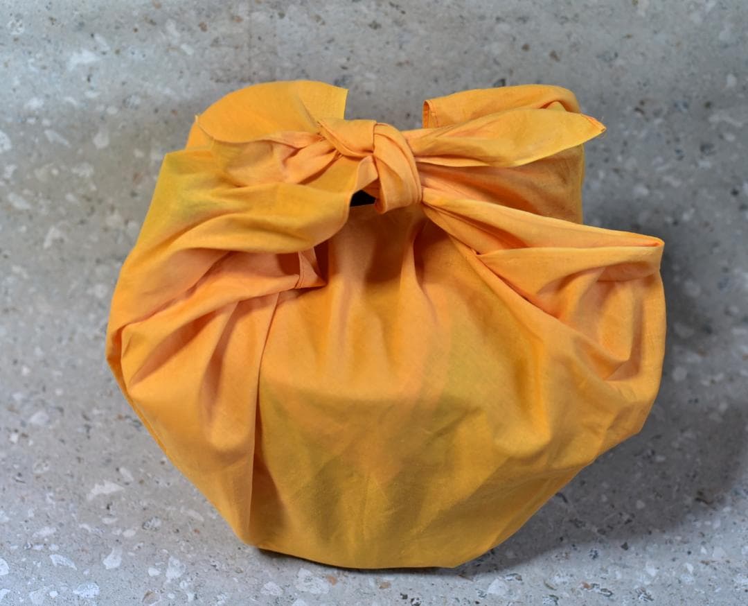 真塗光越造、菊桐紋手桶水指　【極上品】お茶道具／共箱