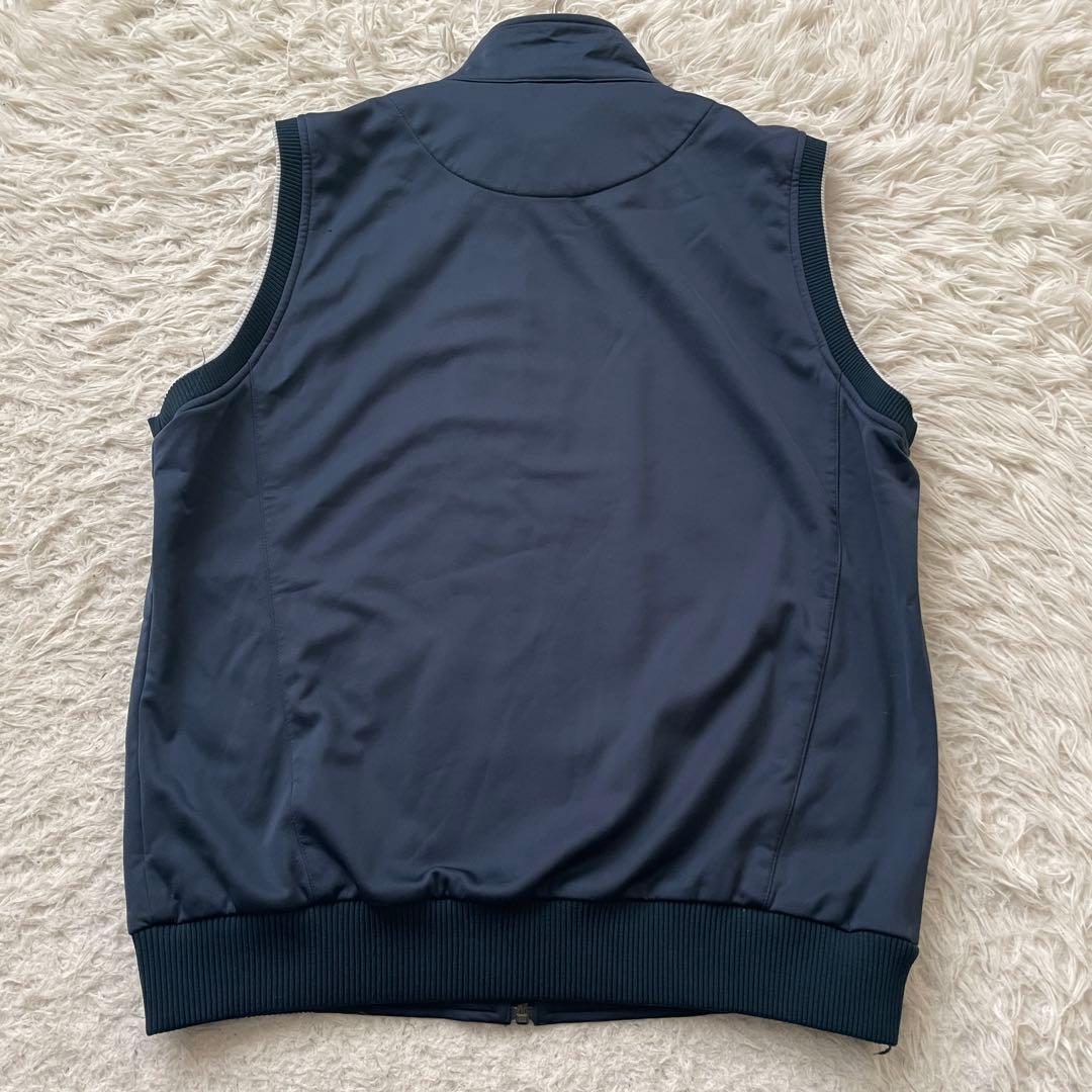 Munsing wear 刺繍　Urbild 4D ナイロン　ベスト　洗える