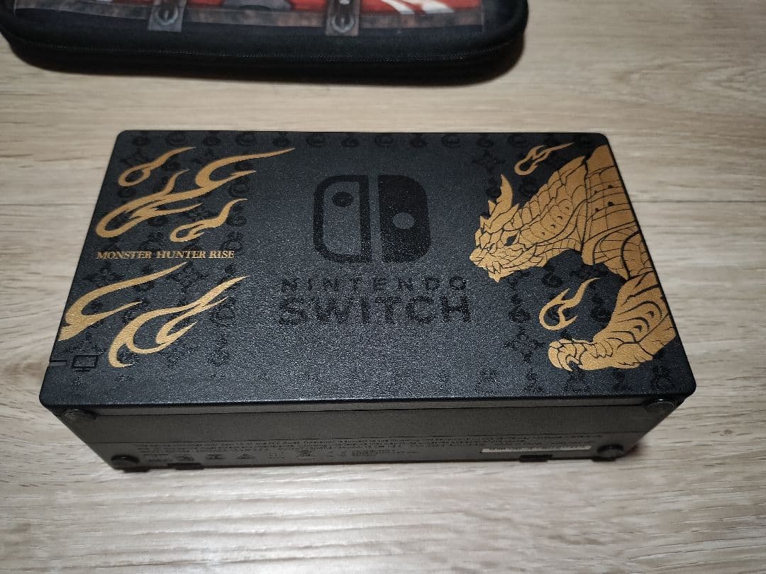 Nintendo Switch モンスターハンタースペシャルエディション