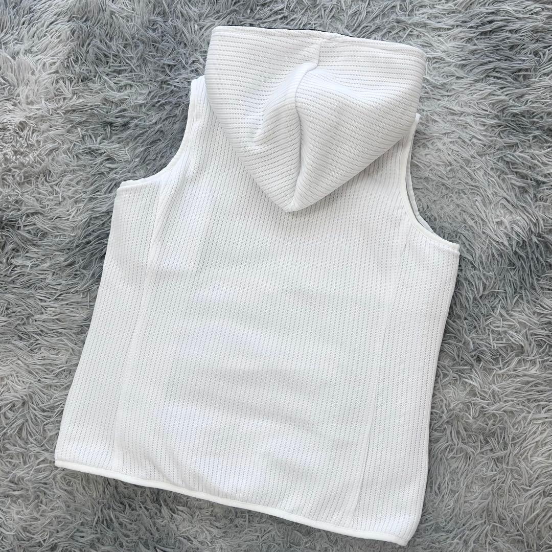 超美品　プーマゴルフ　セットアップ　中綿ベスト　スカート　リバーシブル　ホワイト