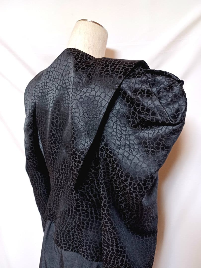 ヴィヴィアンウエストウッド　売り切り大特価！ショート丈パフスリーブジャケット