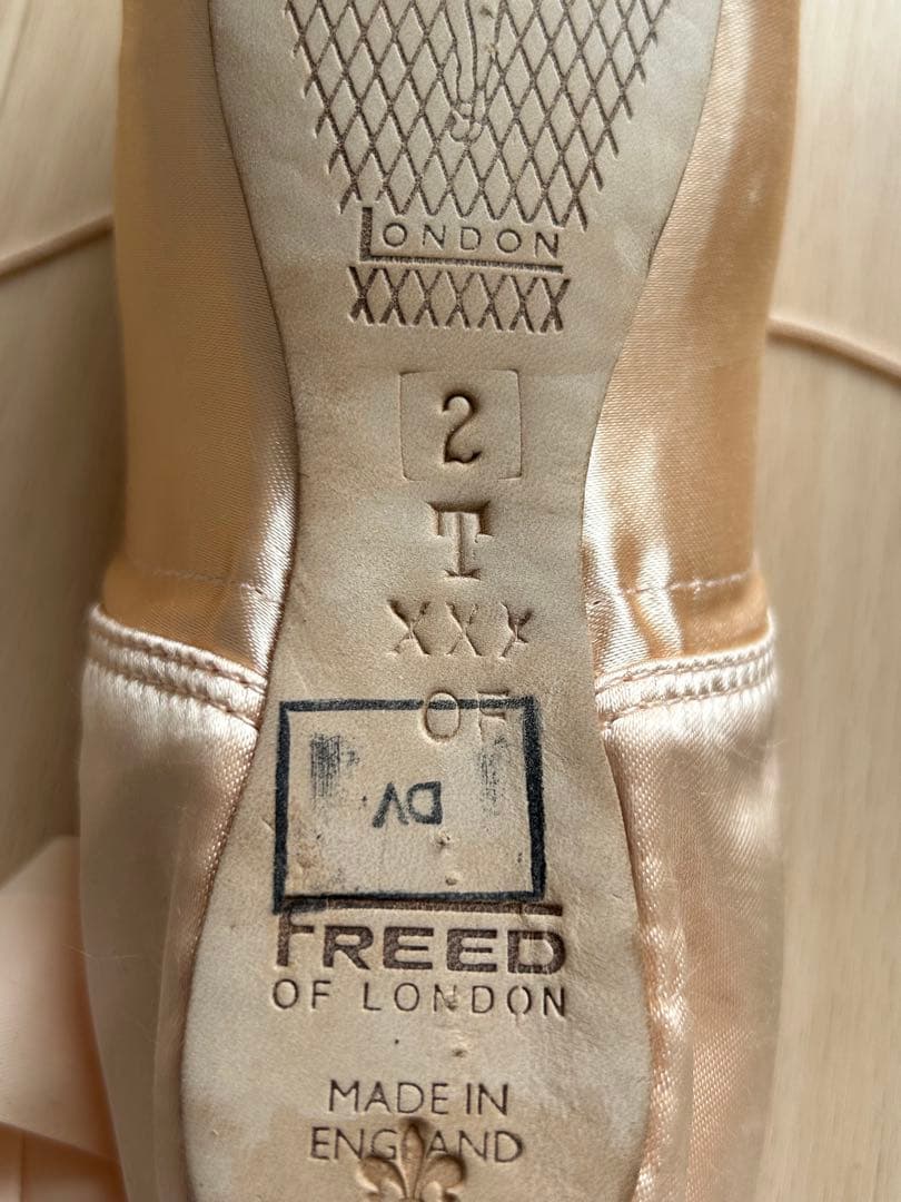 【新品未使用】FREED トゥシューズ サイズ2 XXXマークT