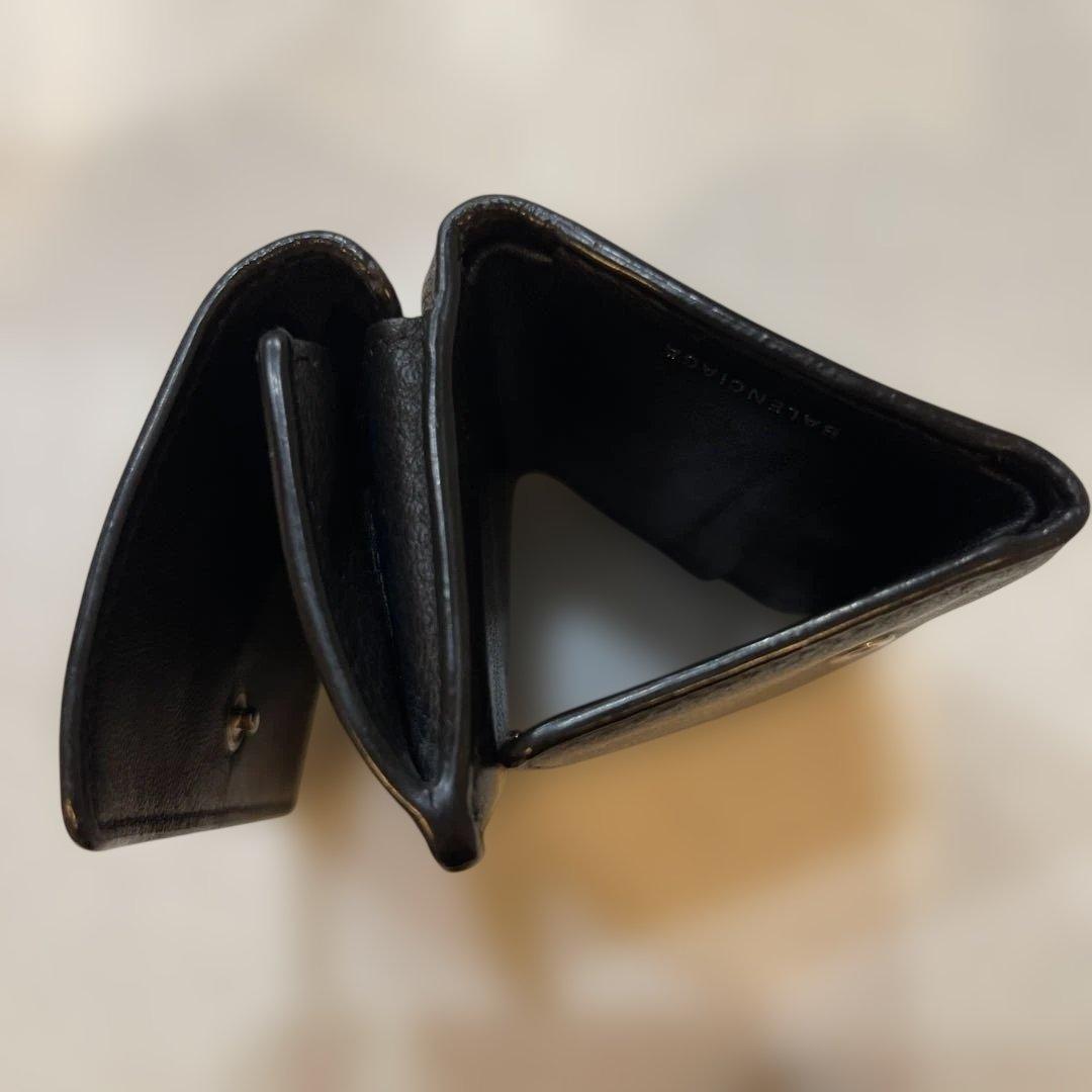 BALENCIAGA 三つ折り財布 ブラック明日の夕方まで値下げ。