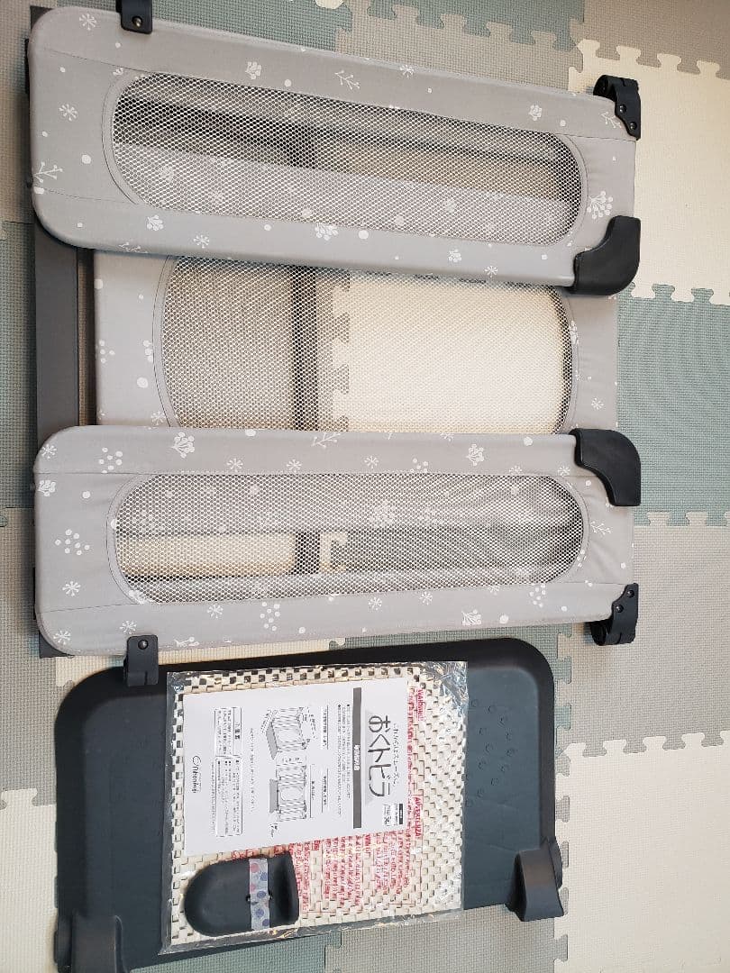 おくトビラ 木の実柄 サイズS ベビーフェンス ベビーゲート　日本育児【美品】