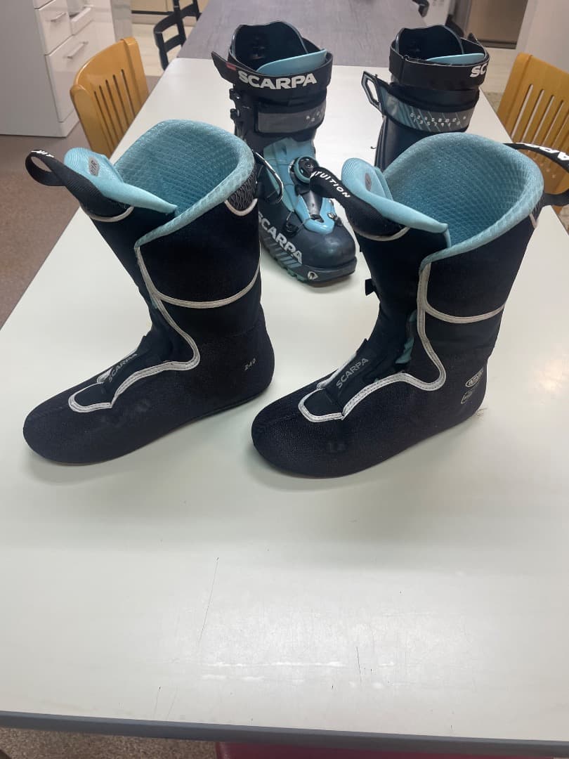SCARPA F1 スキー用ブーツ 女性用