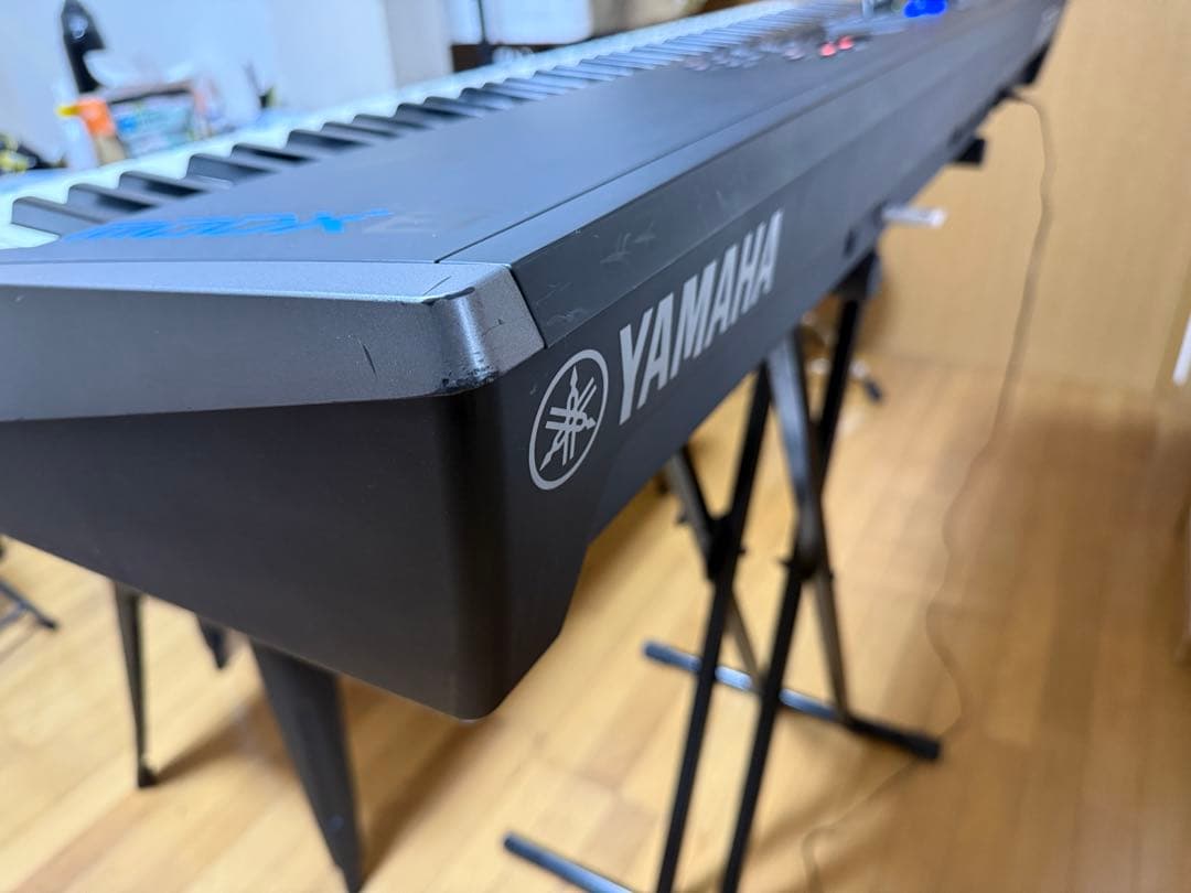 Yamaha MODX8 88鍵シンセサイザー