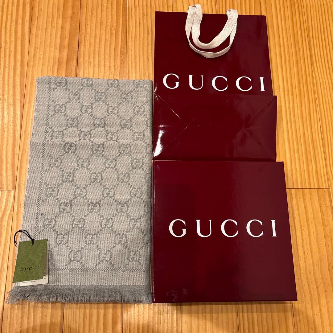 新品未使用　GUCCI ストール　マフラー　ライトグレー