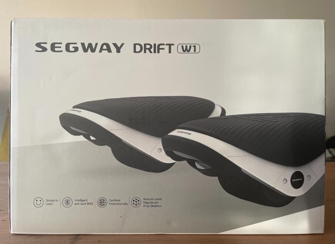 Segway Drift W1 電動スケボー