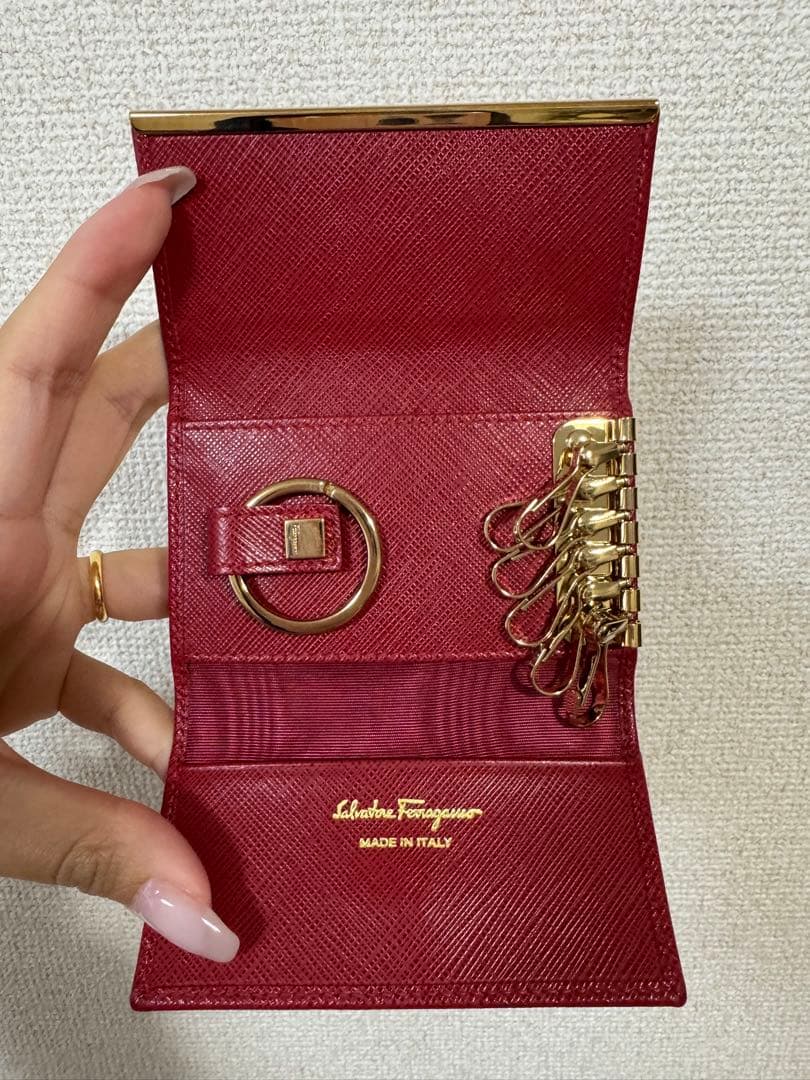 【新品未使用】フェラガモ　キーケース