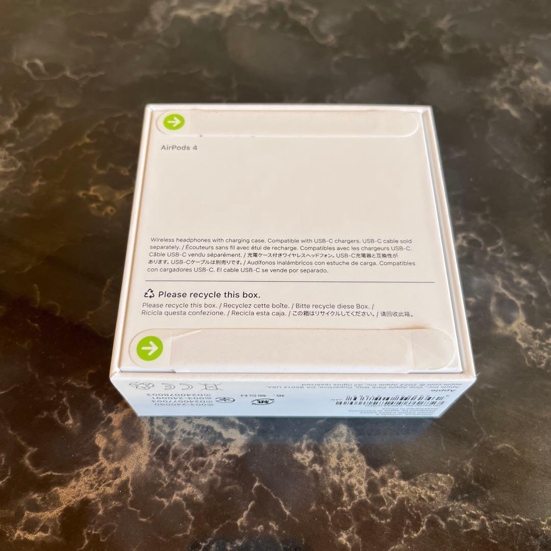 新品未開封　　AirPods 4 本体 ノイキャン非搭載モデル