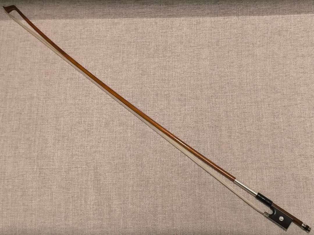 【オールド】バイオリン弓 4/4 フェルナンブーコ材 無刻印 スティック修復済