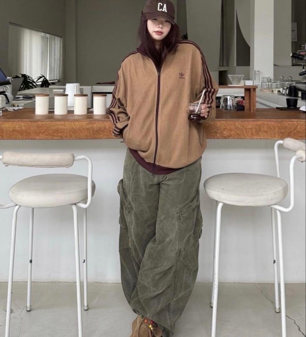 【希少・タグ付未使用】adidas ブラウンワッフルトラックジャケット