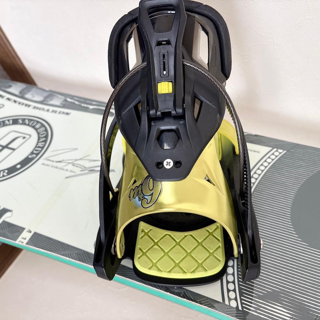 フォーラム　スノーボード　板　スノボ　ビンディング　バインディング　ボード　美品