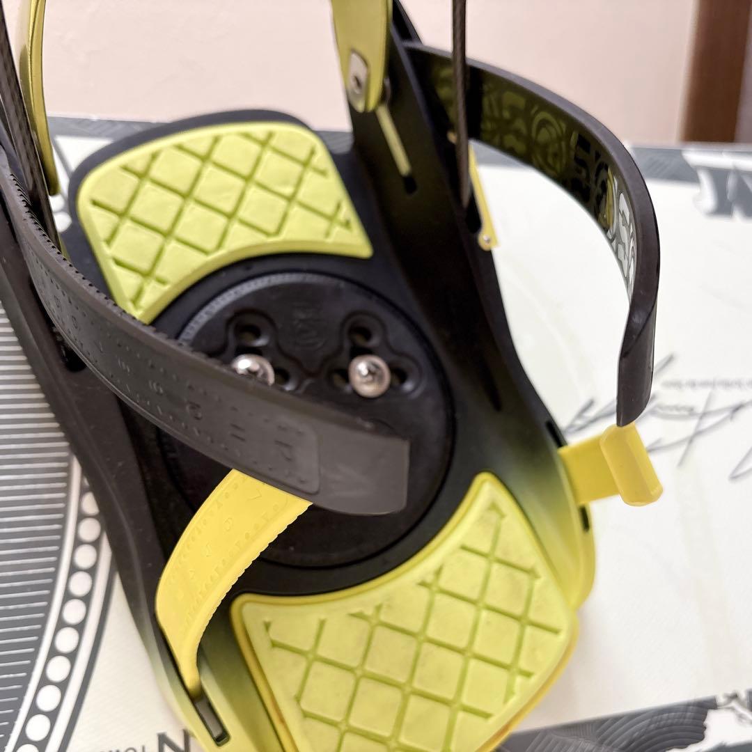 フォーラム　スノーボード　板　スノボ　ビンディング　バインディング　ボード　美品