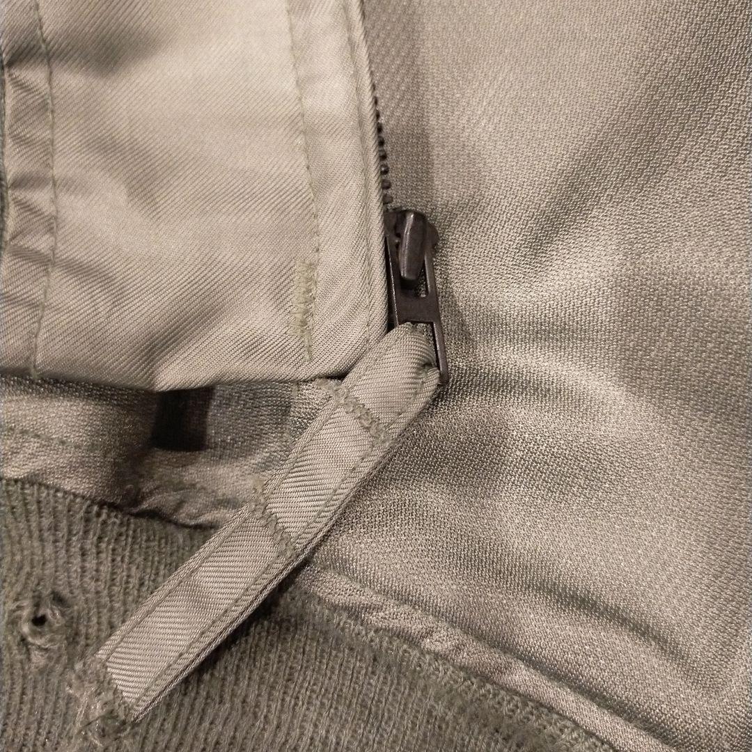 オリーブグリーン ミリタリージャケット CWU-36P