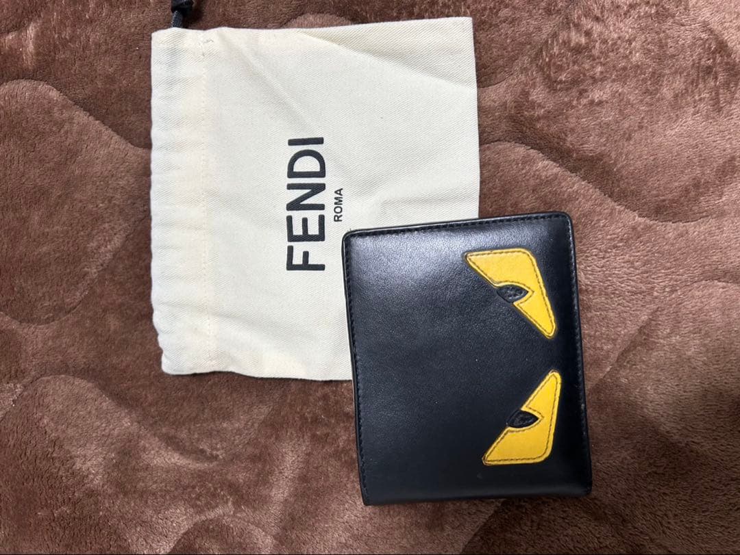 FENDI フェンディ モンスター　バグズアイ２つ折り財布　ウォレット　本革