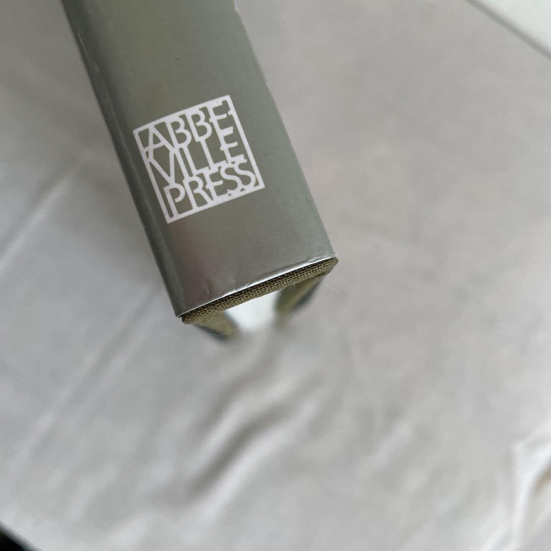 トーマス マックナイト 画集 洋書 作品集（B4サイズ弱）