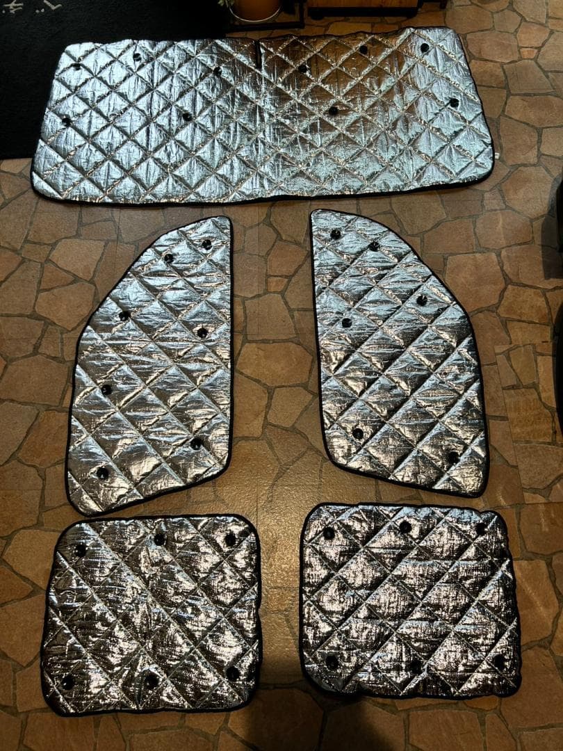 ハイエース　200系　ワイド　スーパーロング用　マルチシェイド　厚めです