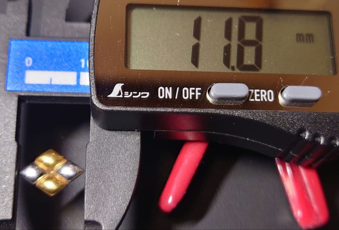 K18・pt　コンビ ピアス 18金 ひし形