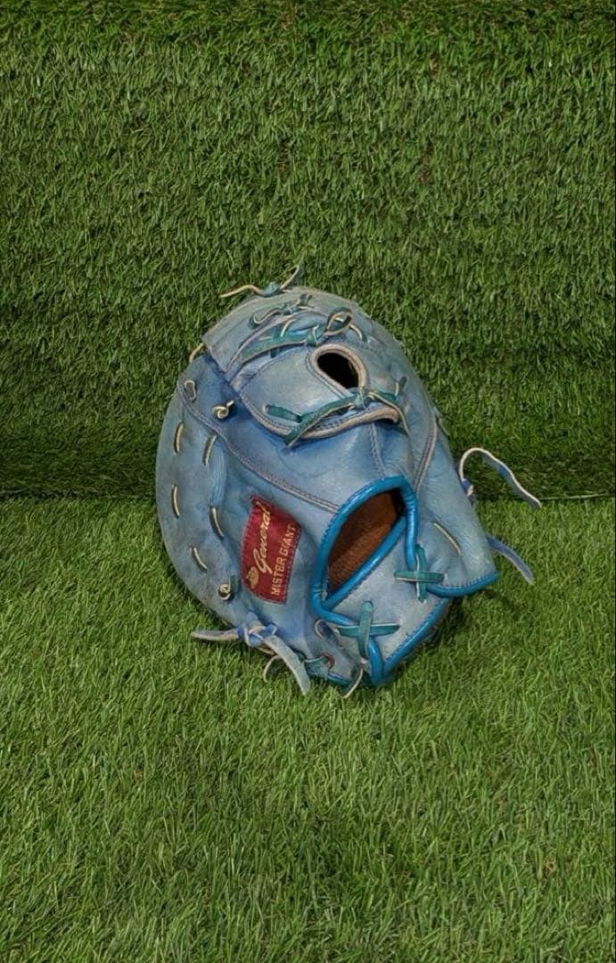 野球ミット　ファーストミット　ゼネラル　ミスタージャイアンツ　王長嶋サイン入り