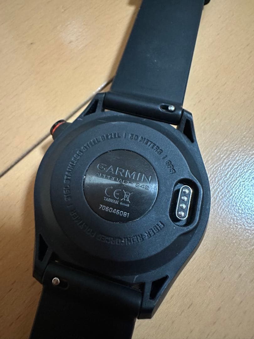 【美品】GARMIN Approach S42 ブラック　充電ケーブル付き