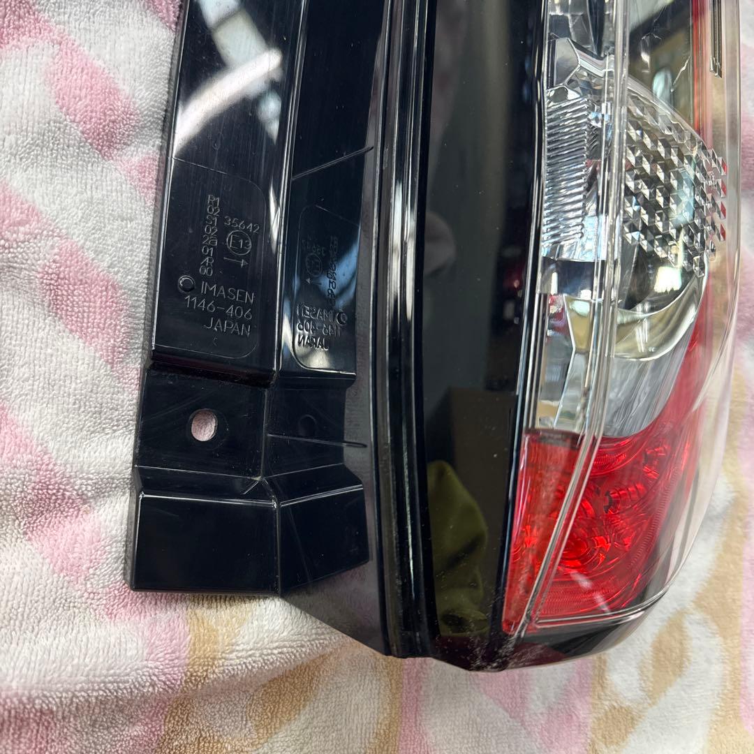 日産ルークスＢ40〜45.46など右テールランプLED 美品