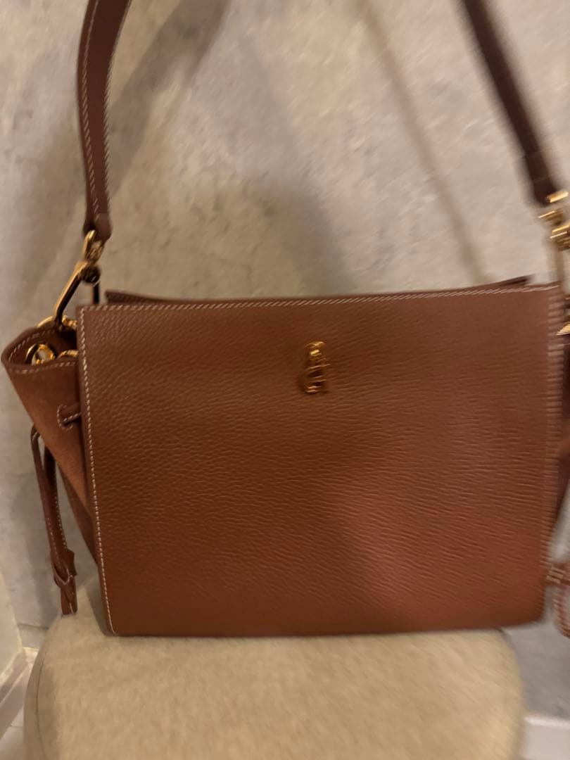 COLE HAAN カリッサ ショルダーバッグ