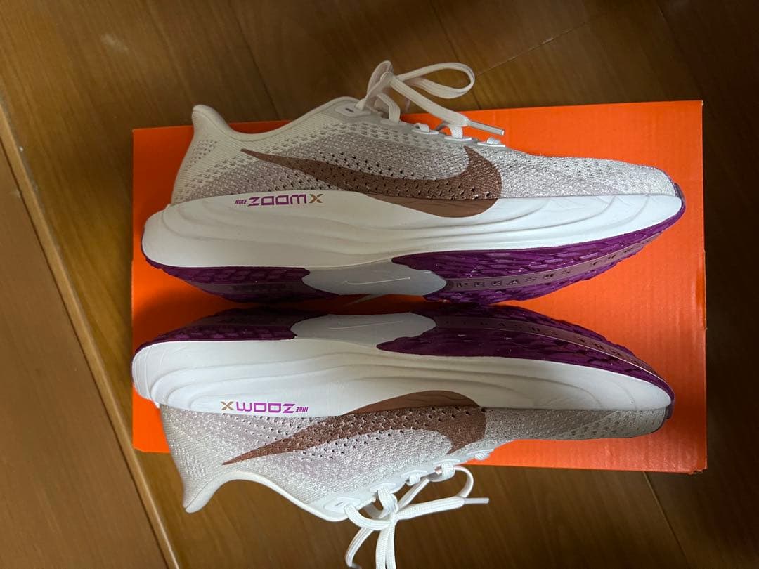 NIKE ペガサスプラス 25.5