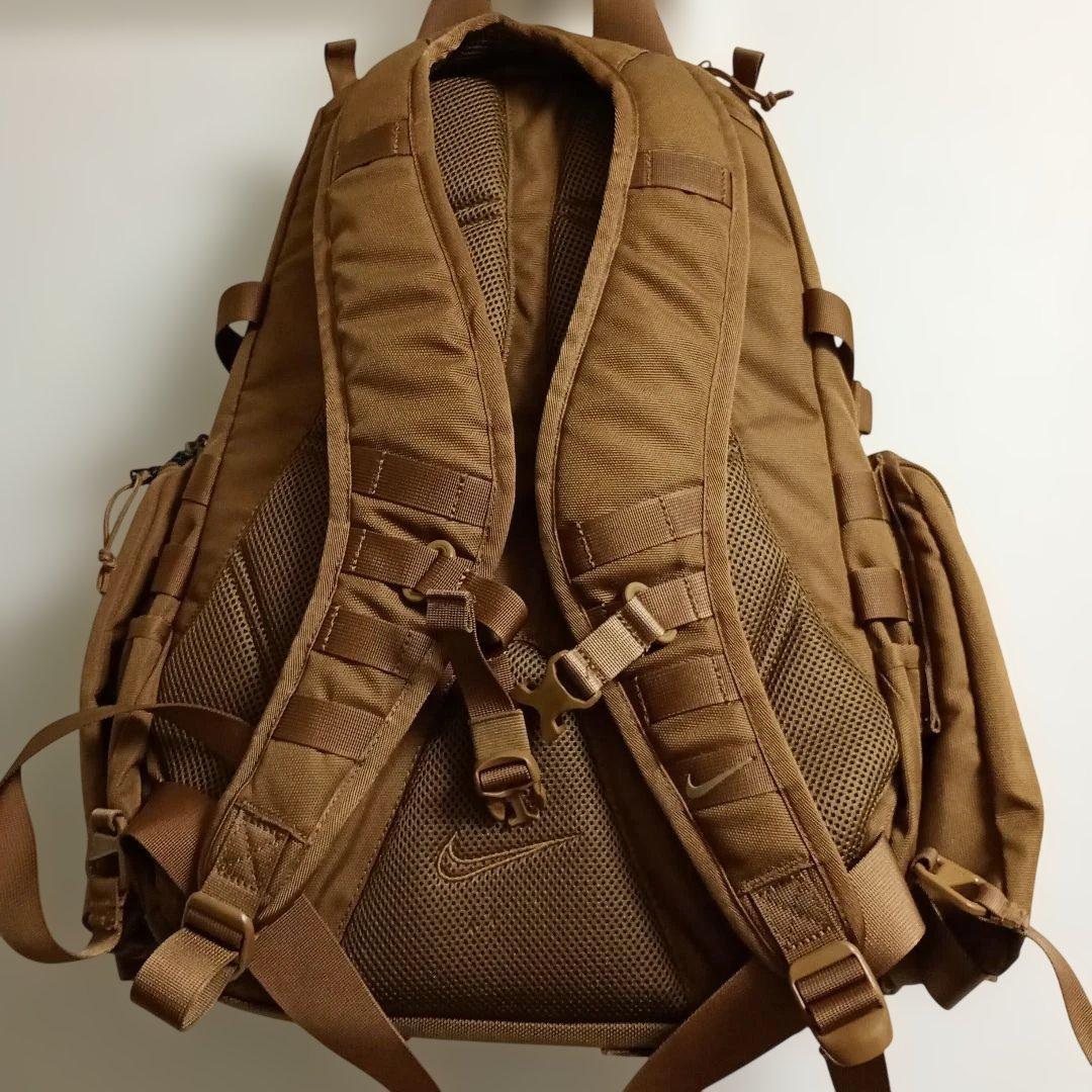 【美品】NIKE ナイキ　SFS レスポンダーバックパック