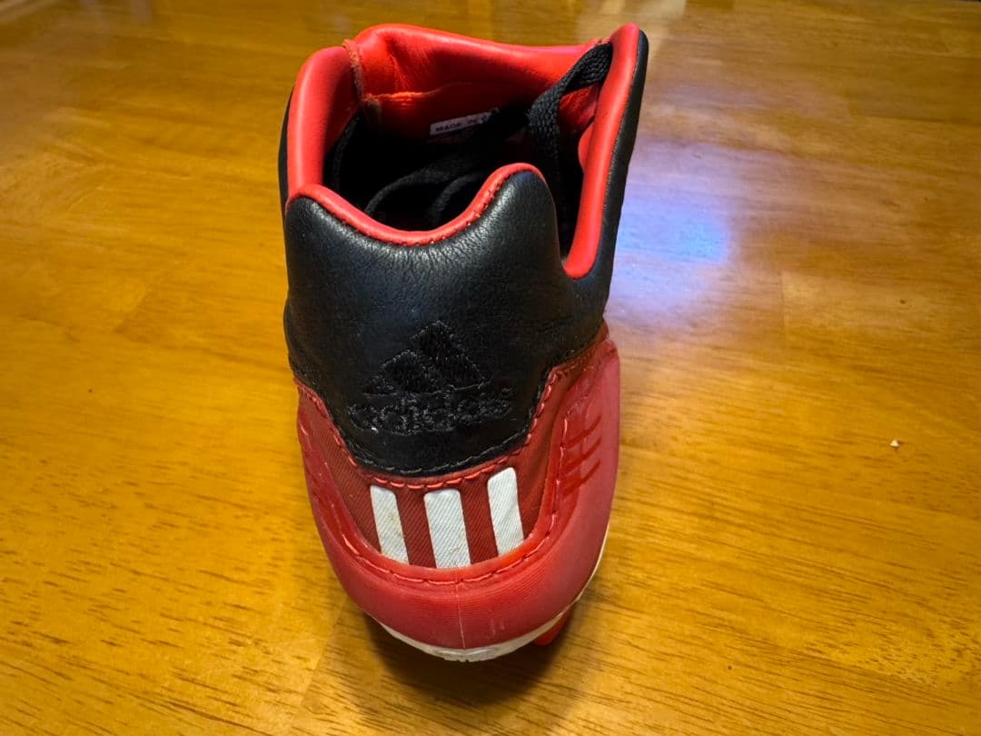 サッカーシューズ スパイク 黒赤