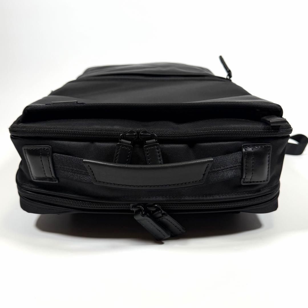 【未使用に近い】サムソナイト　ビジネスリュック　デボネア5 バックパックM 黒