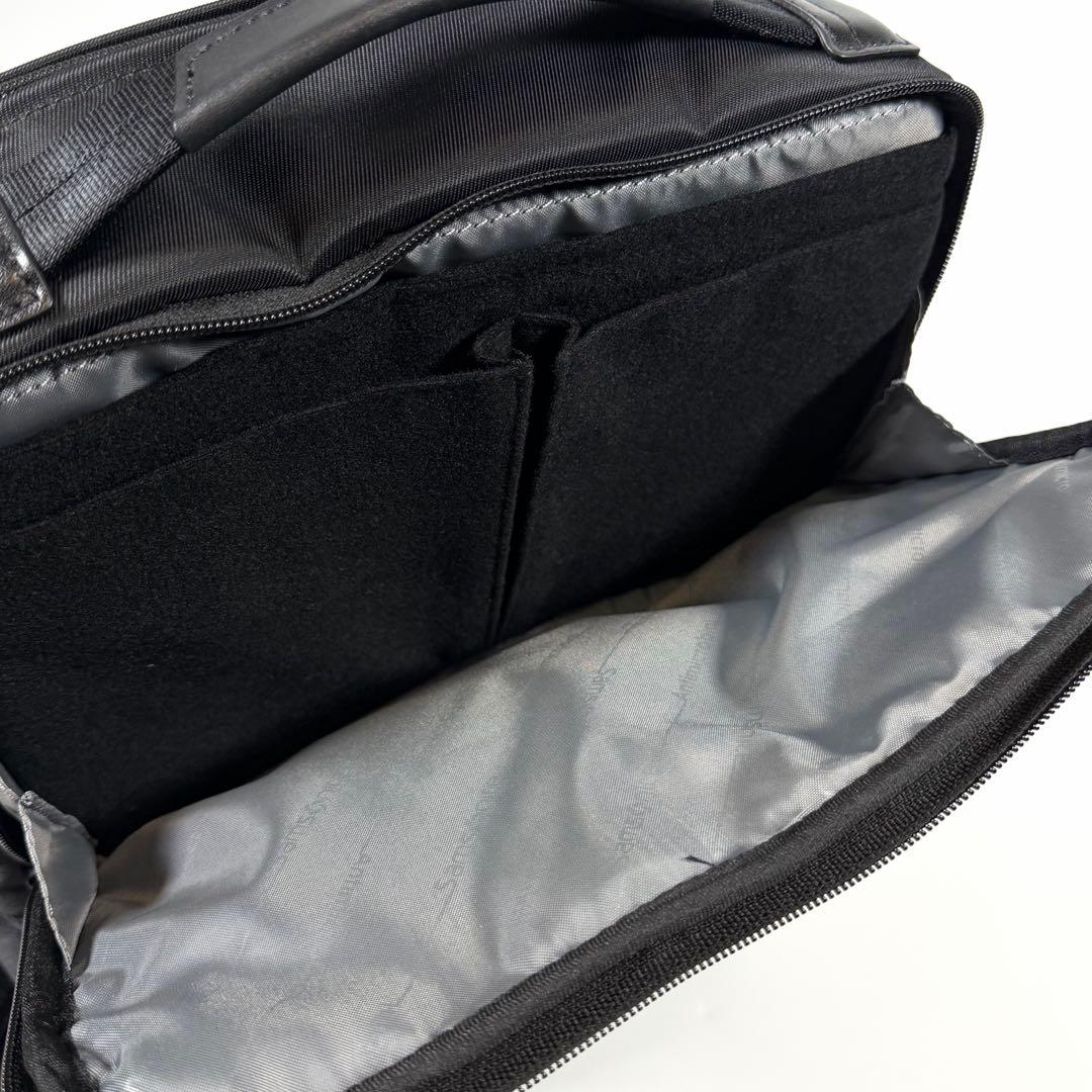 【未使用に近い】サムソナイト　ビジネスリュック　デボネア5 バックパックM 黒