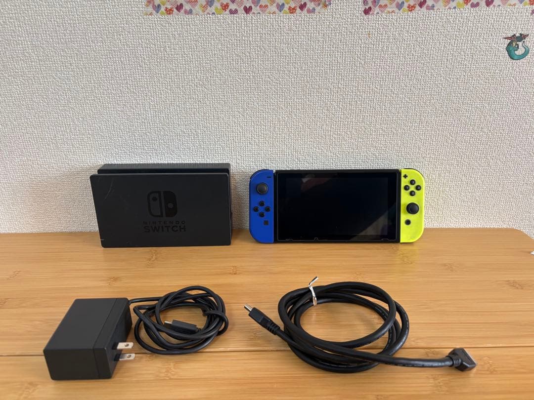 【ジャンク品】Nintendo Switch 本体 Joy-Con、ドック付き