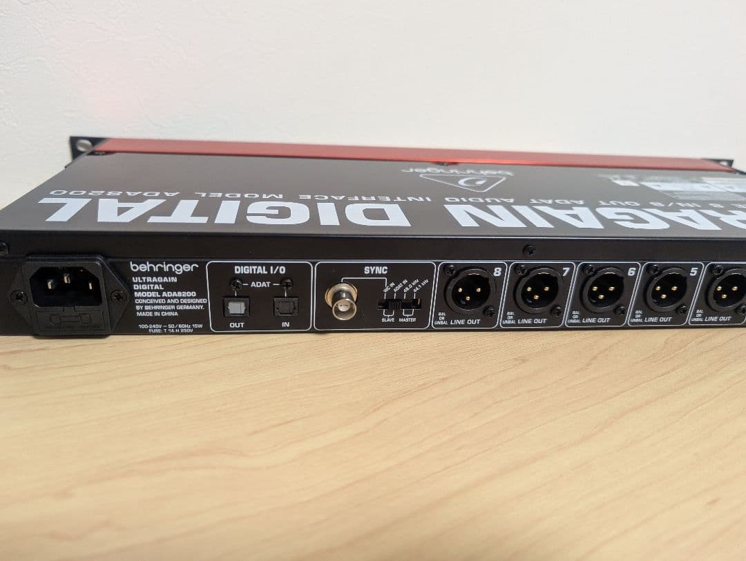 【未使用品】ULTRAGAIN DIGITAL ADA8200