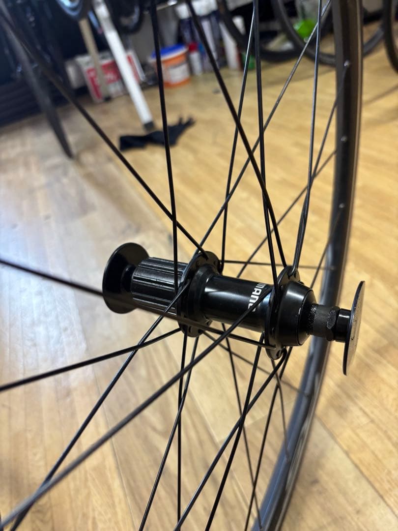 Shimano WH-RS100 ホイール　ロードバイク