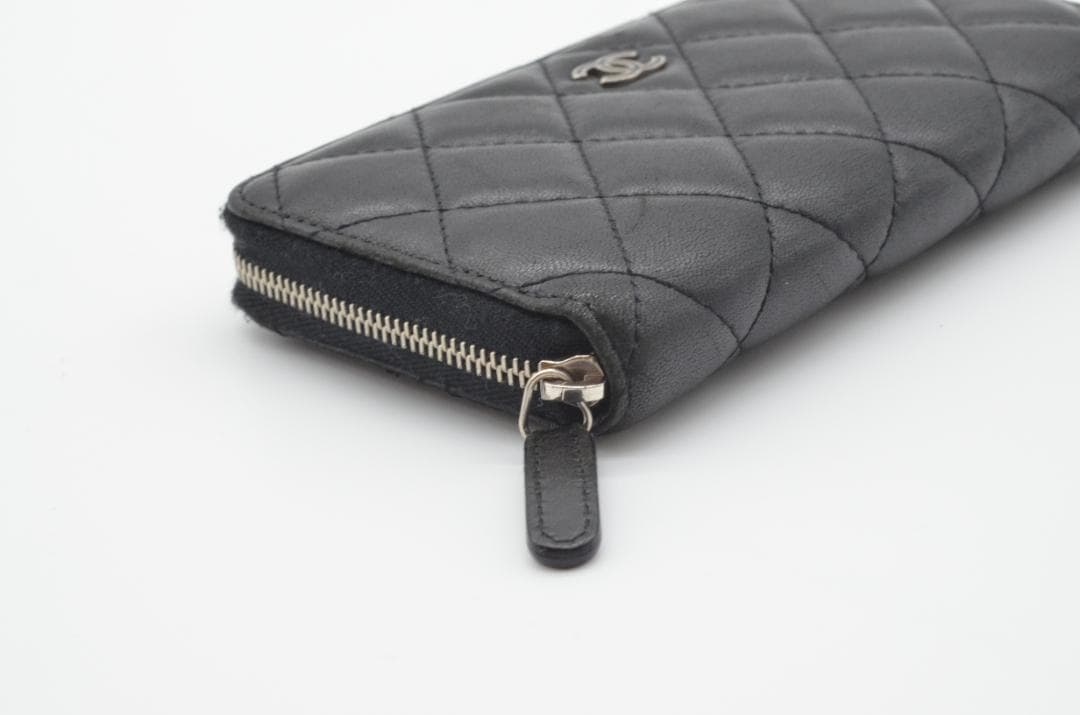 【売り切り処分価格】シャネル マトラッセ レディース ミディアムウォレット