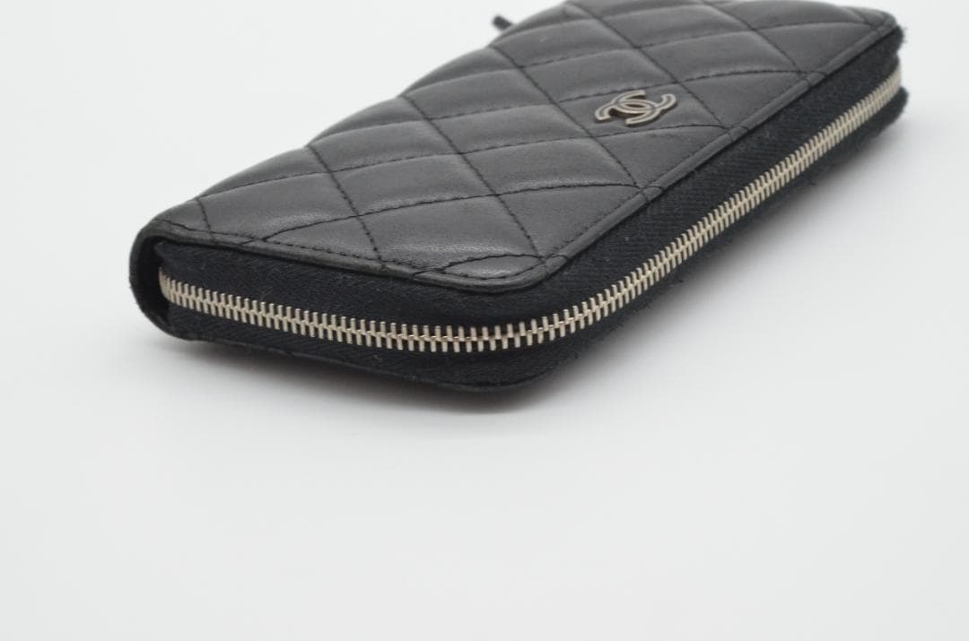 【売り切り処分価格】シャネル マトラッセ レディース ミディアムウォレット